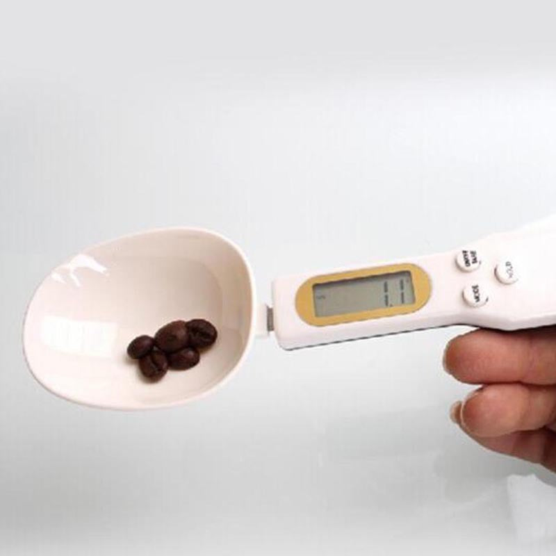 Weighing powdered supplements