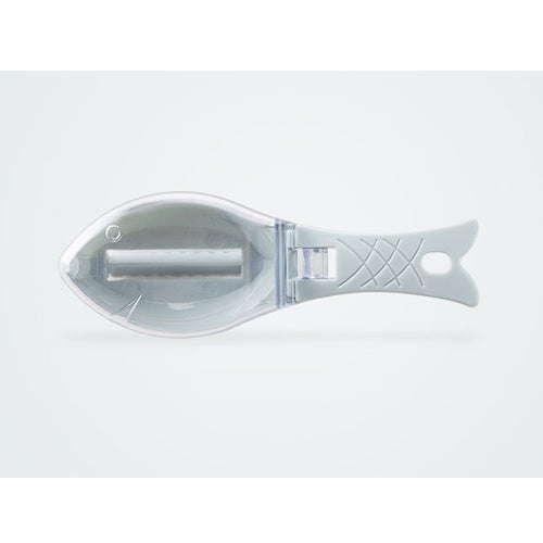 Fish descaling tool with blue handle