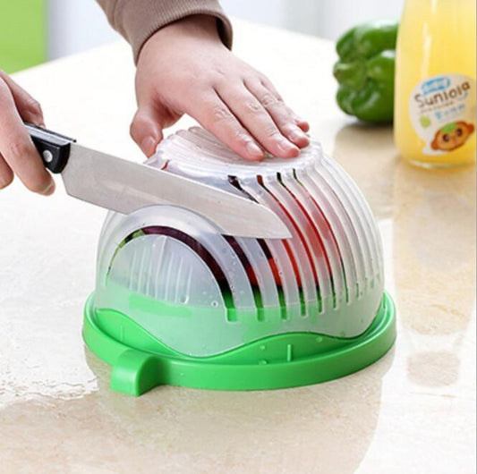 Salad cutter in use
